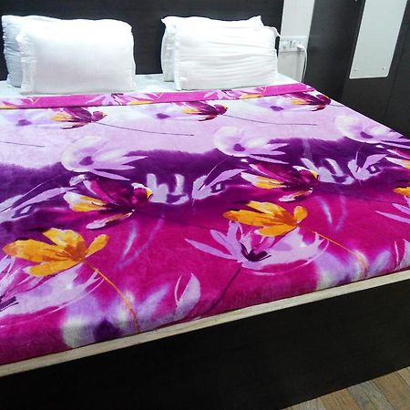 Asian Suites Tulsi Aura 나비뭄바이 외부 사진